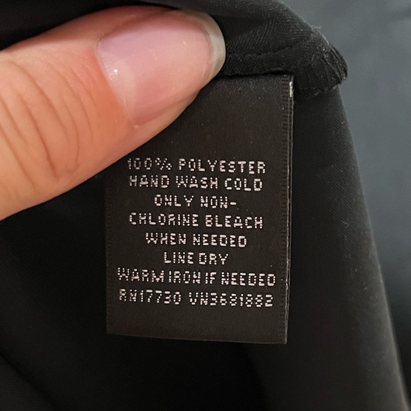 Mossimo pleated black tank - Picture 5 of 5